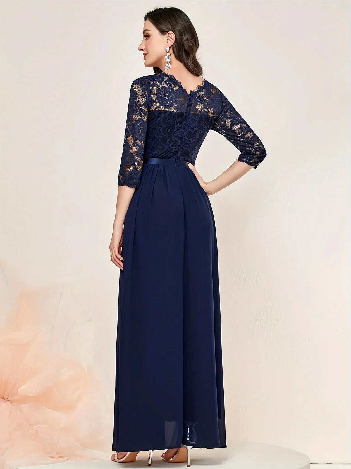 Women's lace pleated 3/4 sleeve formal maxi dresses with round neck
