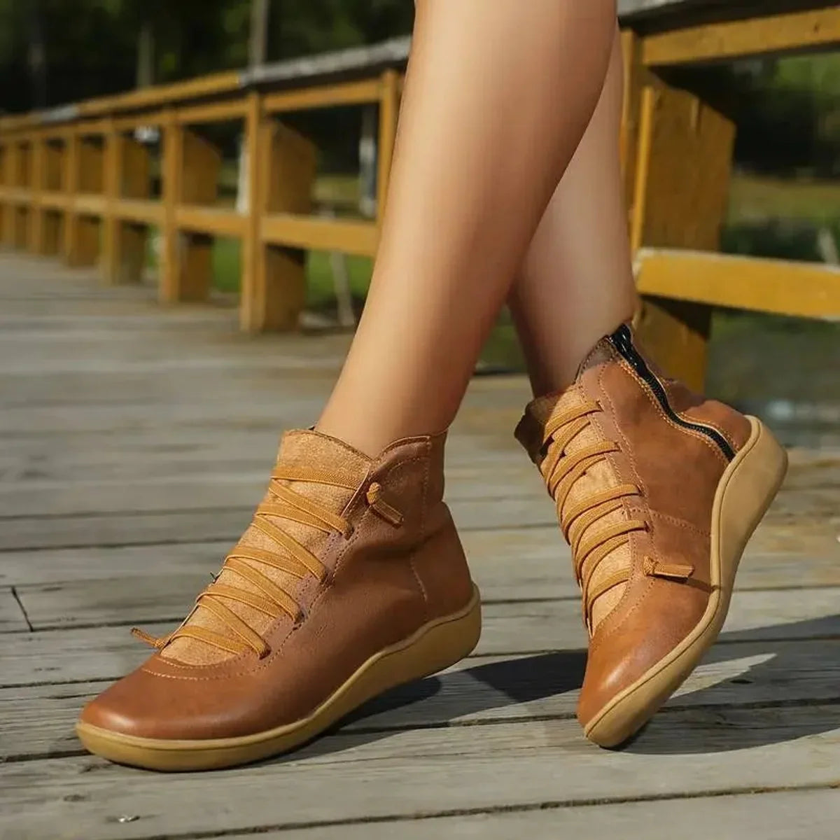 Women's lace-up side-zip flat leather ankle boots