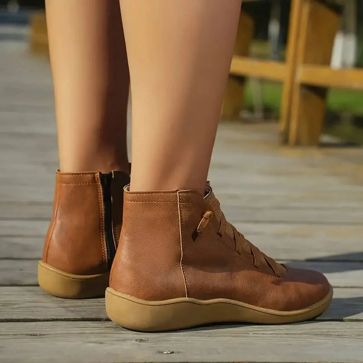 Women's lace-up side-zip flat leather ankle boots
