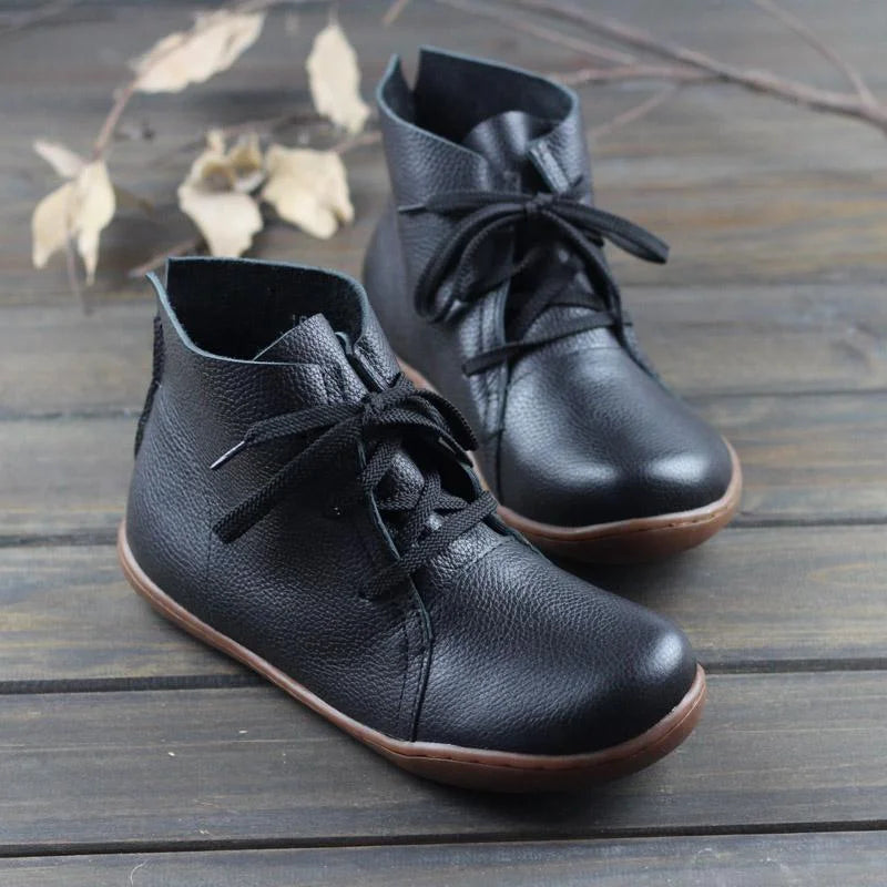 Women's leather casual ankle boots with lace-up closure and round toe