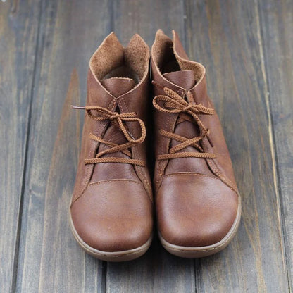 Women's leather casual ankle boots with lace-up closure and round toe