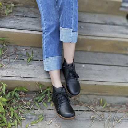 Women's leather casual ankle boots with lace-up closure and round toe