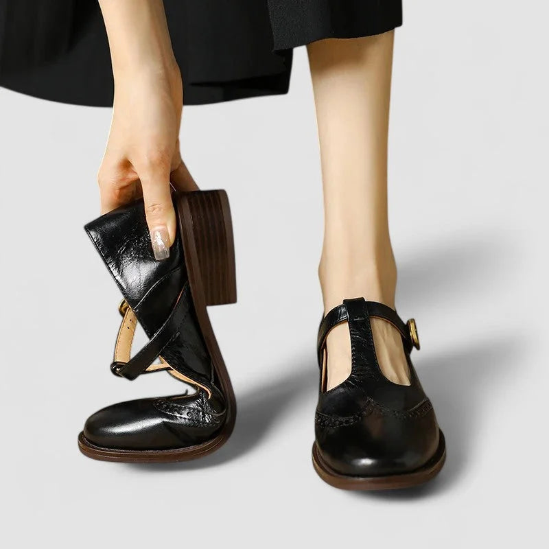 Women's leather Mary-Jane shoes with T-strap buckle and brogue detail