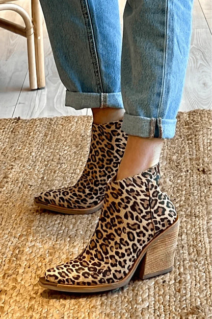 Women's leopard print pointed-toe cowboy ankle boots with stacked heel – Brown