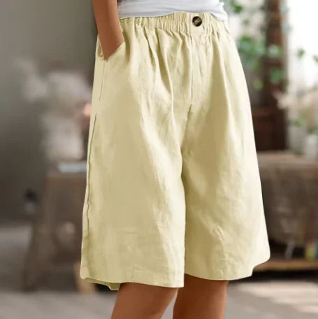 Women's linen relaxed-fit knee-length shorts with elastic waist and side pockets – Beige