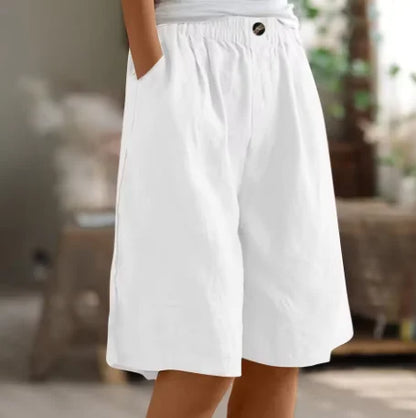Women's linen relaxed-fit knee-length shorts with elastic waist and side pockets – White