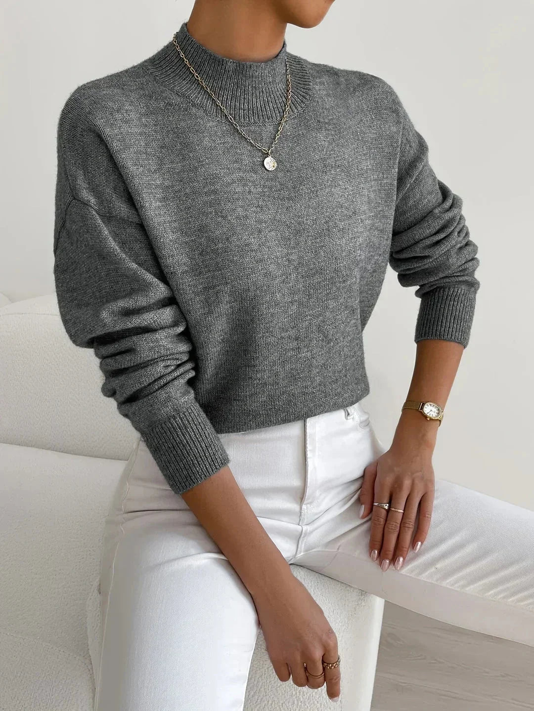 Women's mock-neck long-sleeve knit sweater with relaxed fit and ribbed cuffs – Dark Grey