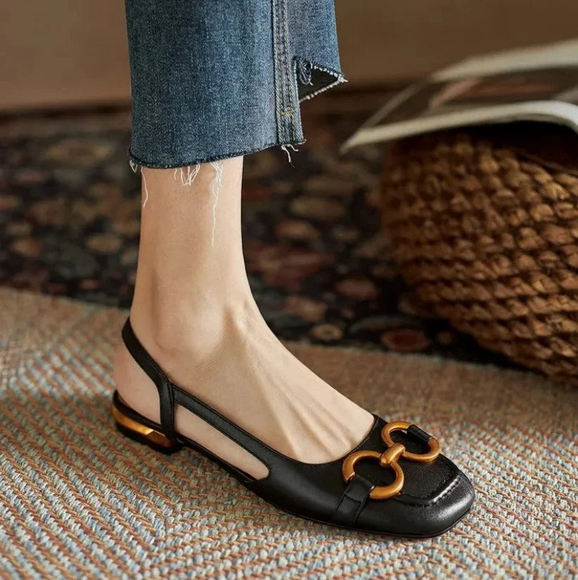 Women's suede square-toe sandals with slingback and tone buckle – Black