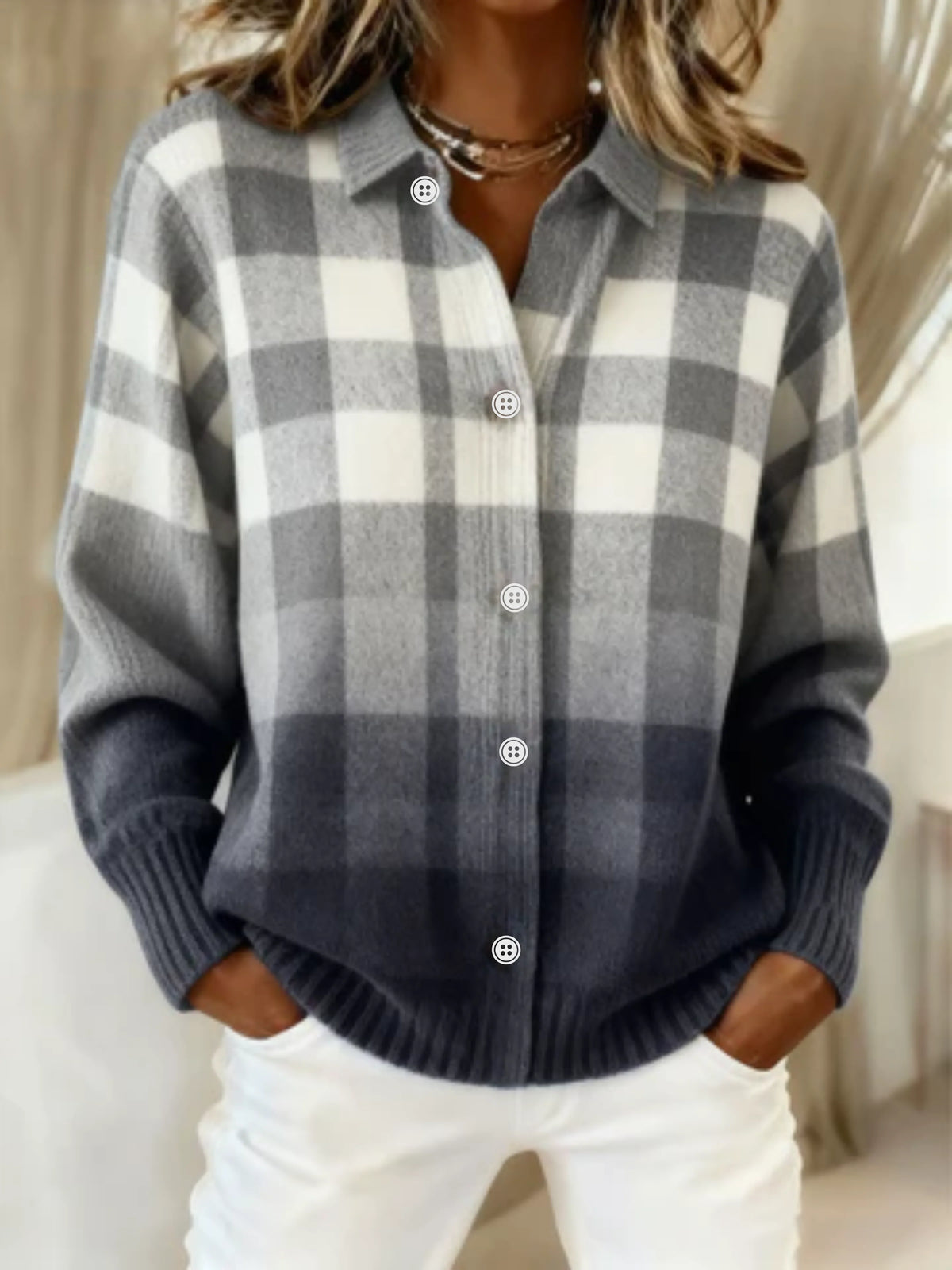 Women's ombré checkered knit blouse with collared button-front and ribbed cuffs – Multicolored