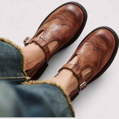 Women's comfort leather Mary Jane shoes with T-strap and brogue details – Brown