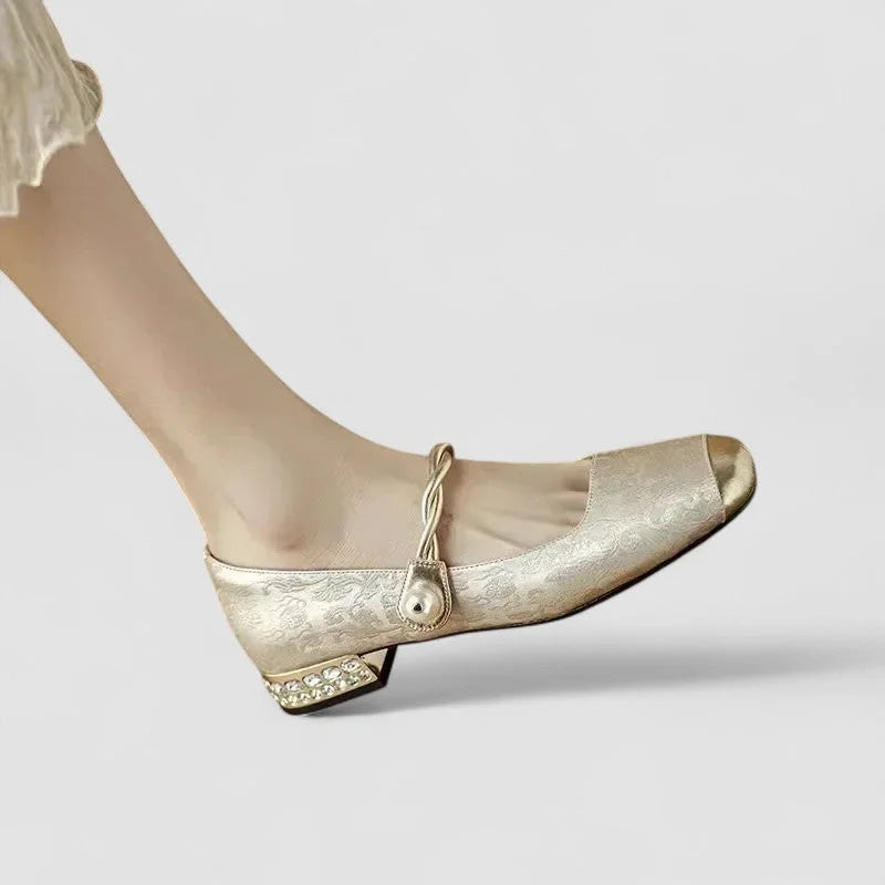 Women's comfort patterned Mary Jane shoes with toe and block heel