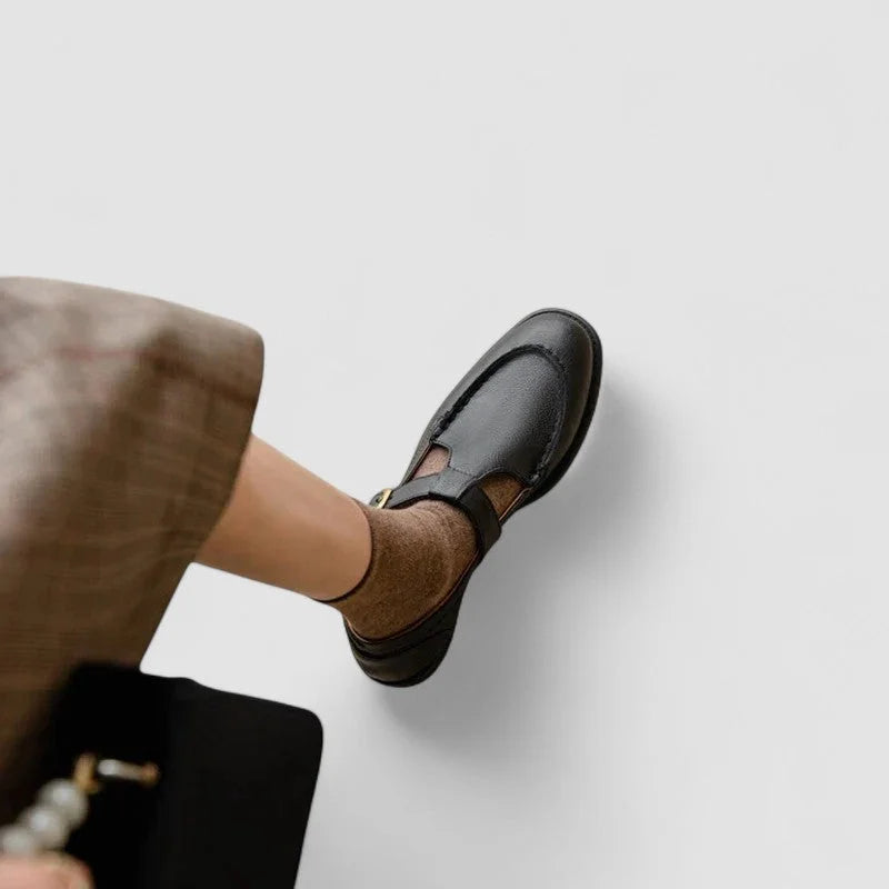 Women's comfort square-toe leather Mary Jane shoes with buckle strap