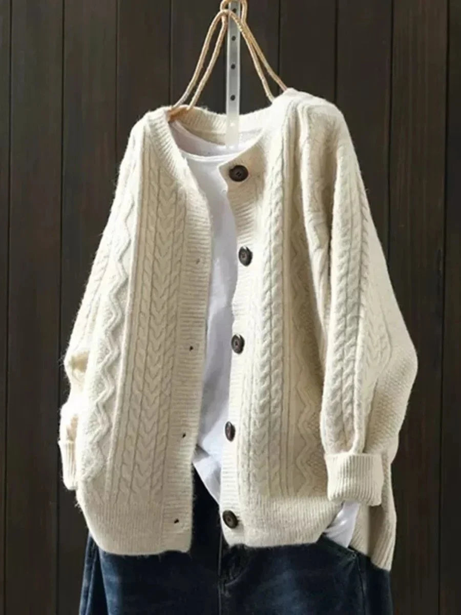 Women's oversized cable-knit button-down cardigan sweater – Beige