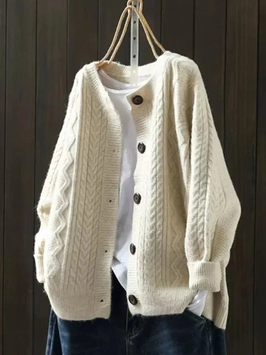 Women's oversized cable-knit button-down cardigan sweater – Beige