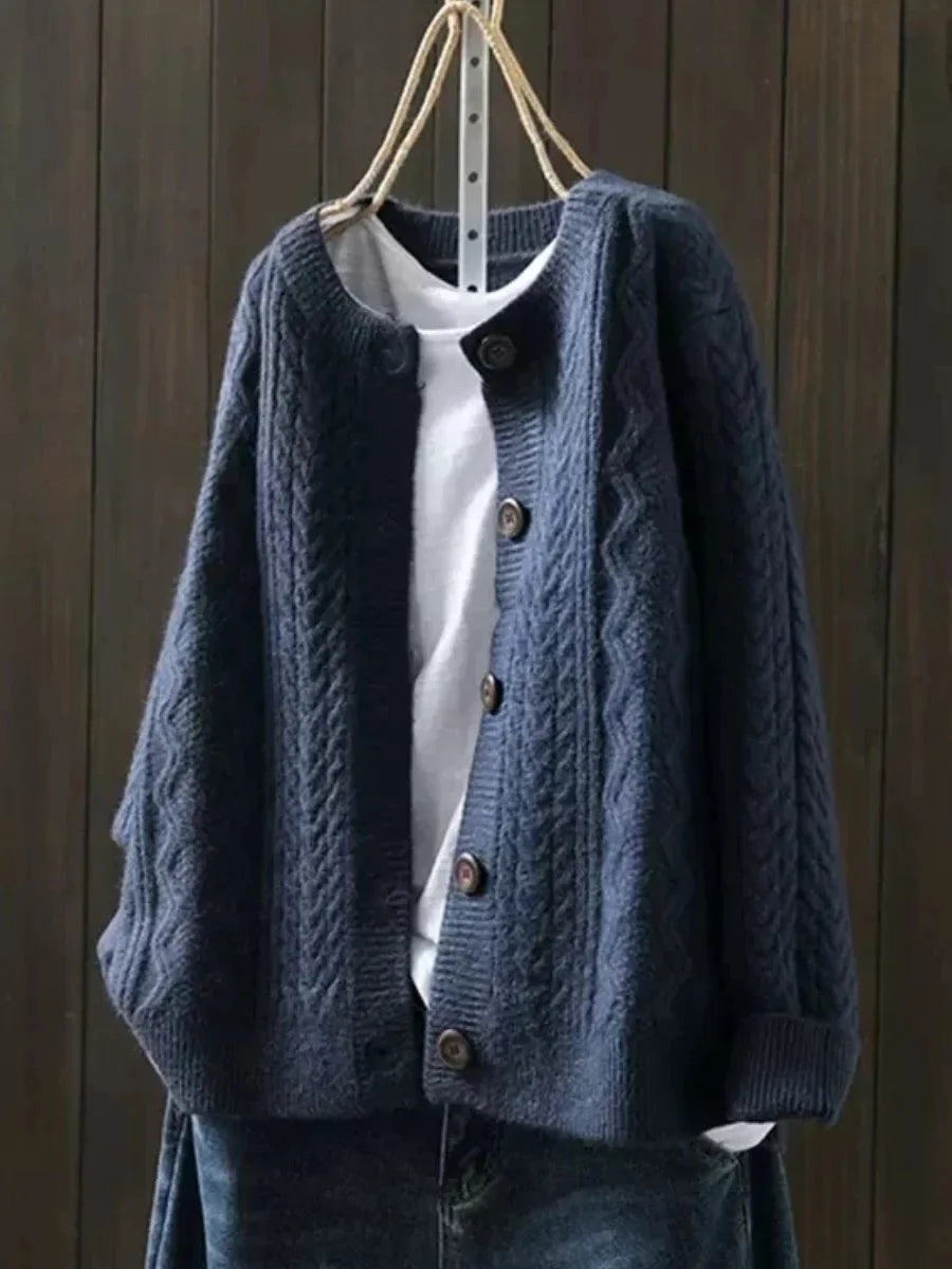 Women's oversized cable-knit button-down cardigan sweater – Navy Blue
