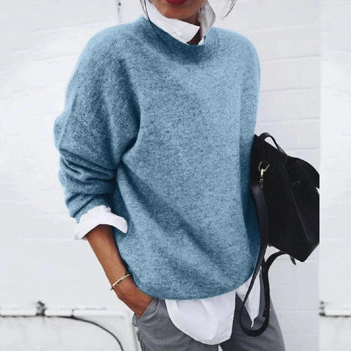 Women's oversized crew neck soft knit sweater – Blue