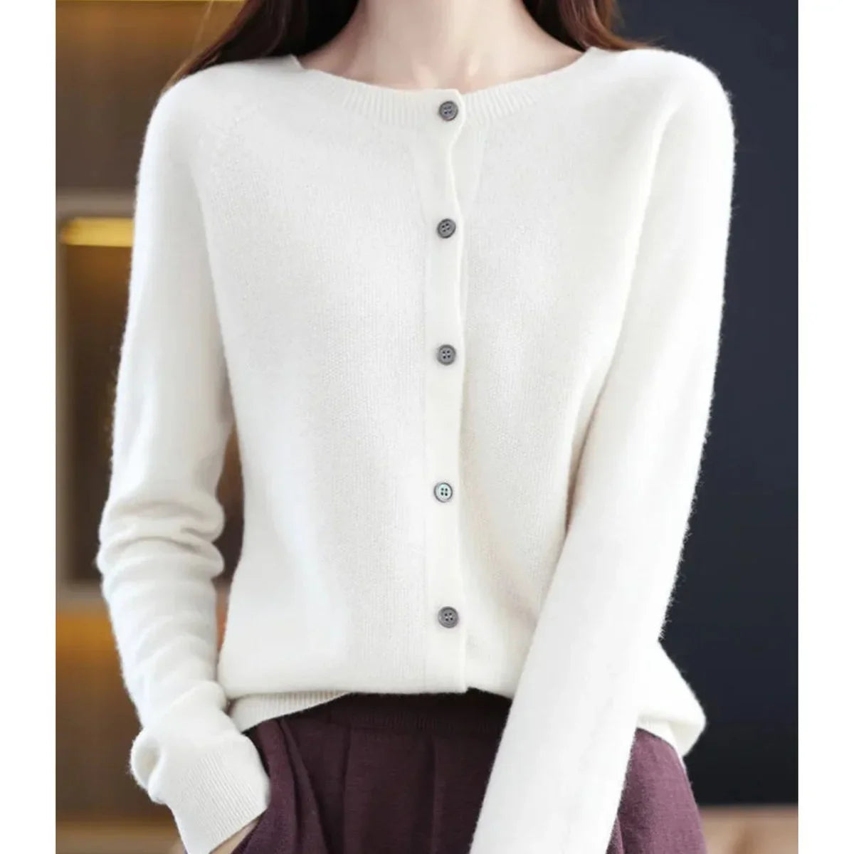 Women's oversized merino wool button-front knit cardigan – White