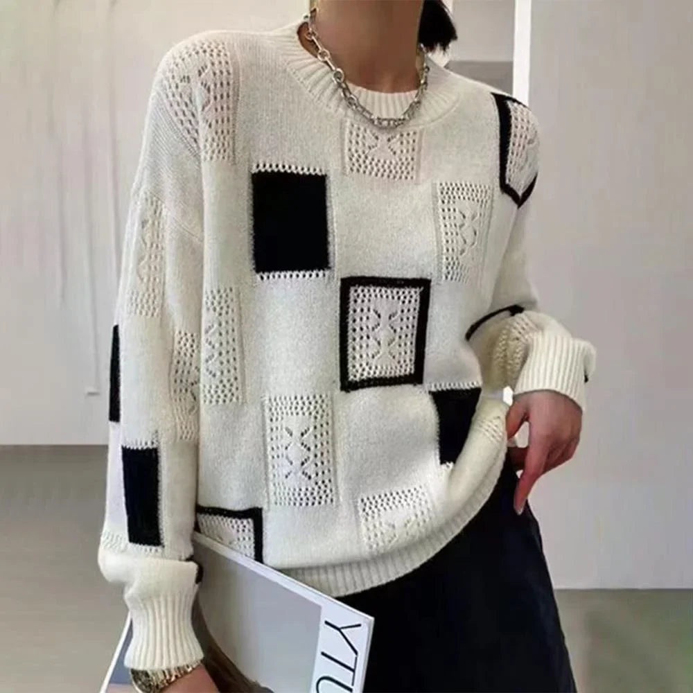 Women's patchwork relaxed-fit knit sweater with crew neck – White