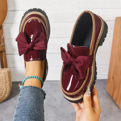 Women's patent bow platform slip-on loafers with chunky sole – Burgundy
