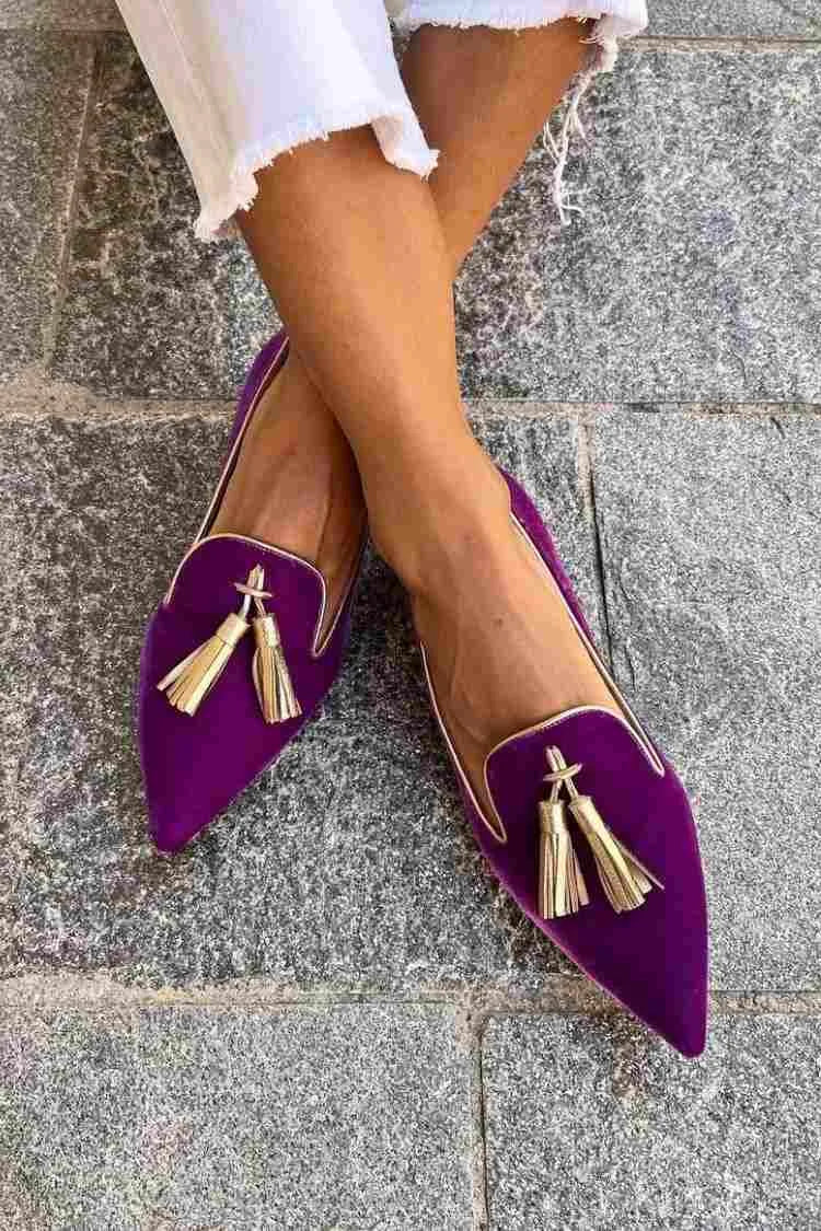 Women's suede pointed-toe slip-on loafers with tassels and contrast-trim