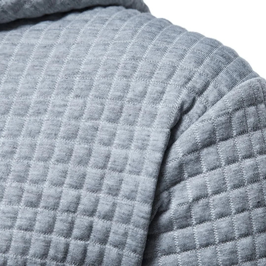 Women's quilted hoodie with kangaroo pocket and drawstring cowl-neck