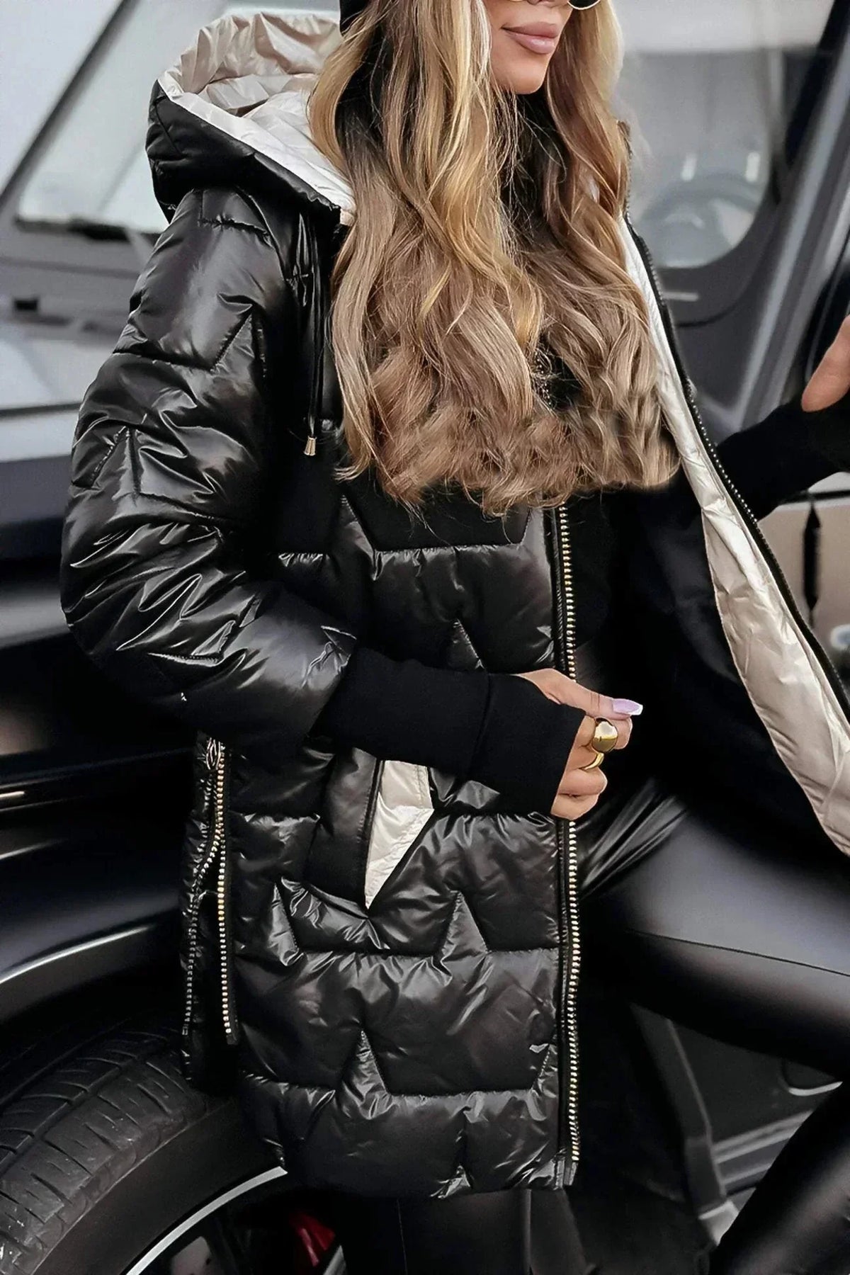 Women's quilted metallic hooded puffer jacket with full zip closure