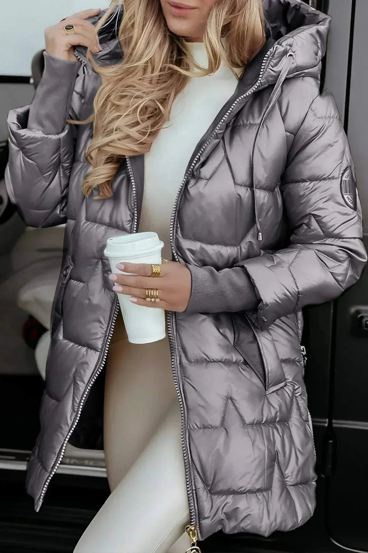 Women's quilted metallic hooded puffer jacket with full zip closure – Grey