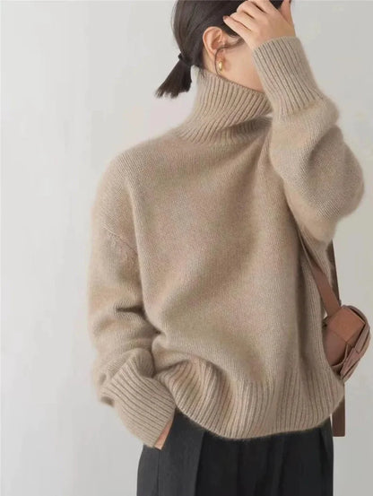 Women's relaxed-fit long-sleeve knit sweater with turtleneck and ribbed cuffs
