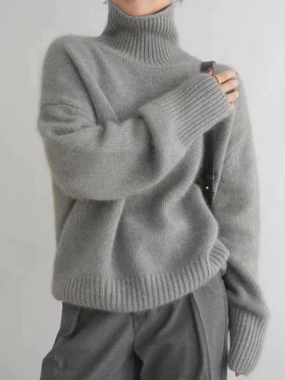 Women's relaxed-fit long-sleeve knit sweater with turtleneck and ribbed cuffs – Grey