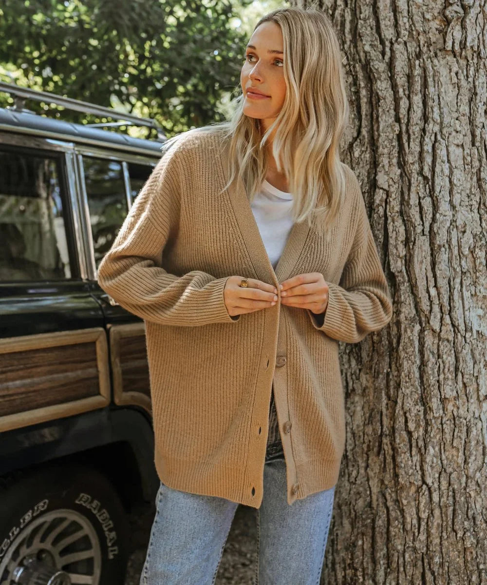 Women's relaxed-fit V-neck cashmere button-front cardigan