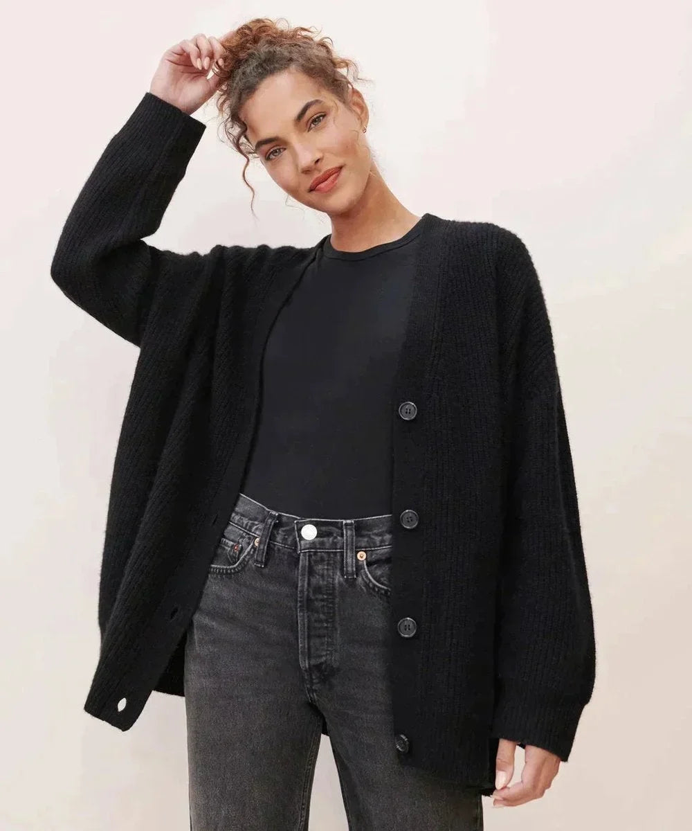Women's relaxed-fit V-neck cashmere button-front cardigan – Black