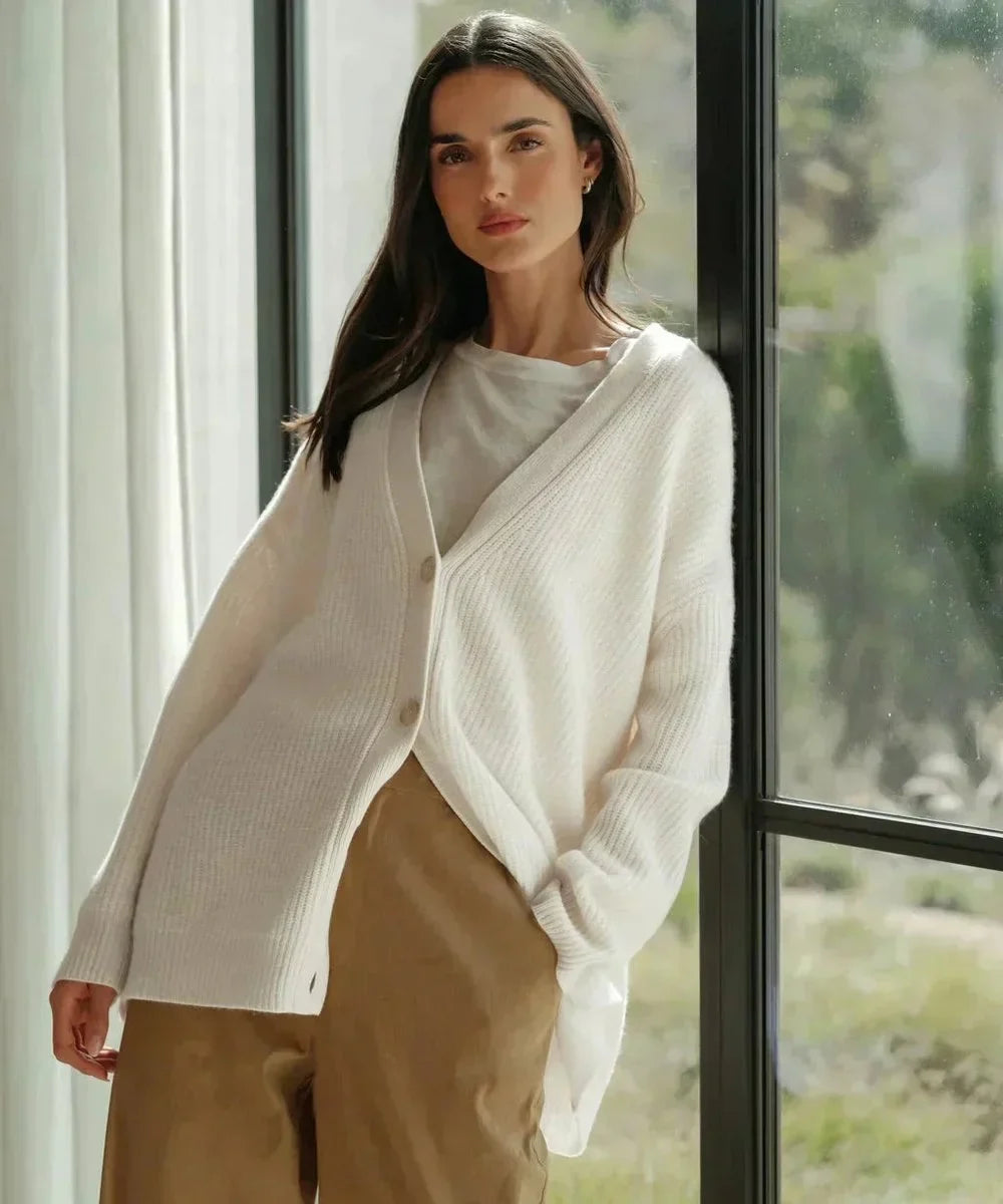 Women's relaxed-fit V-neck cashmere button-front cardigan – White