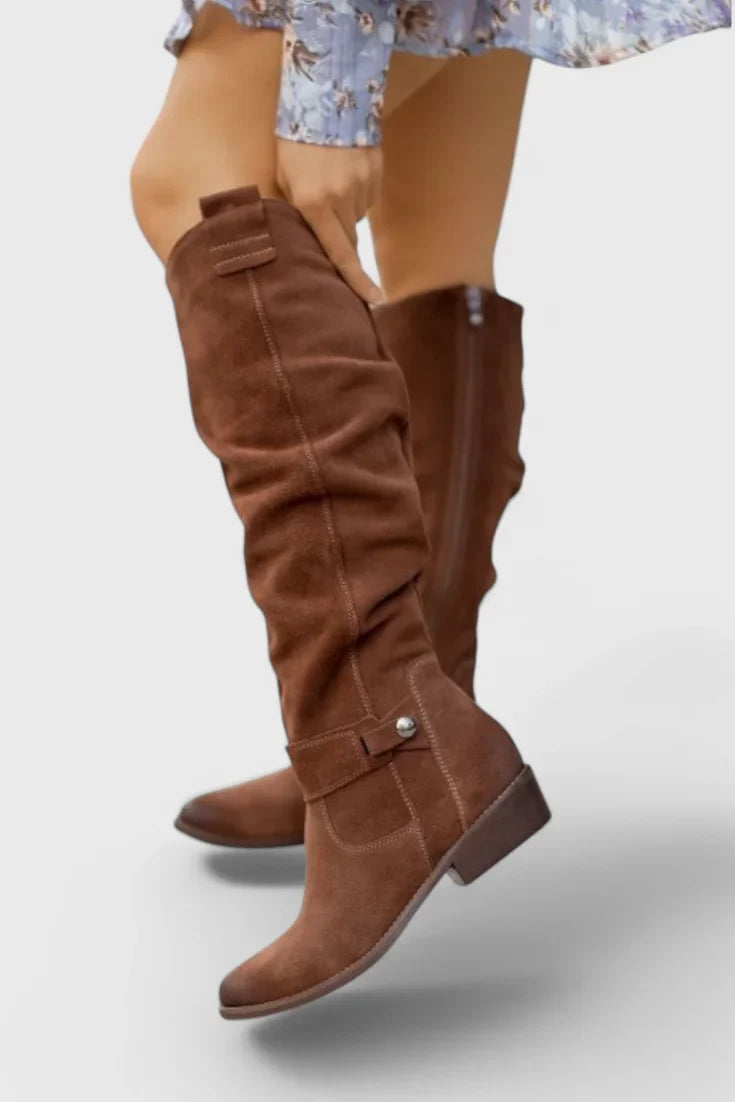 Women's retro suede knee-high boots with slouchy shaft and side zipper – Dark Brown