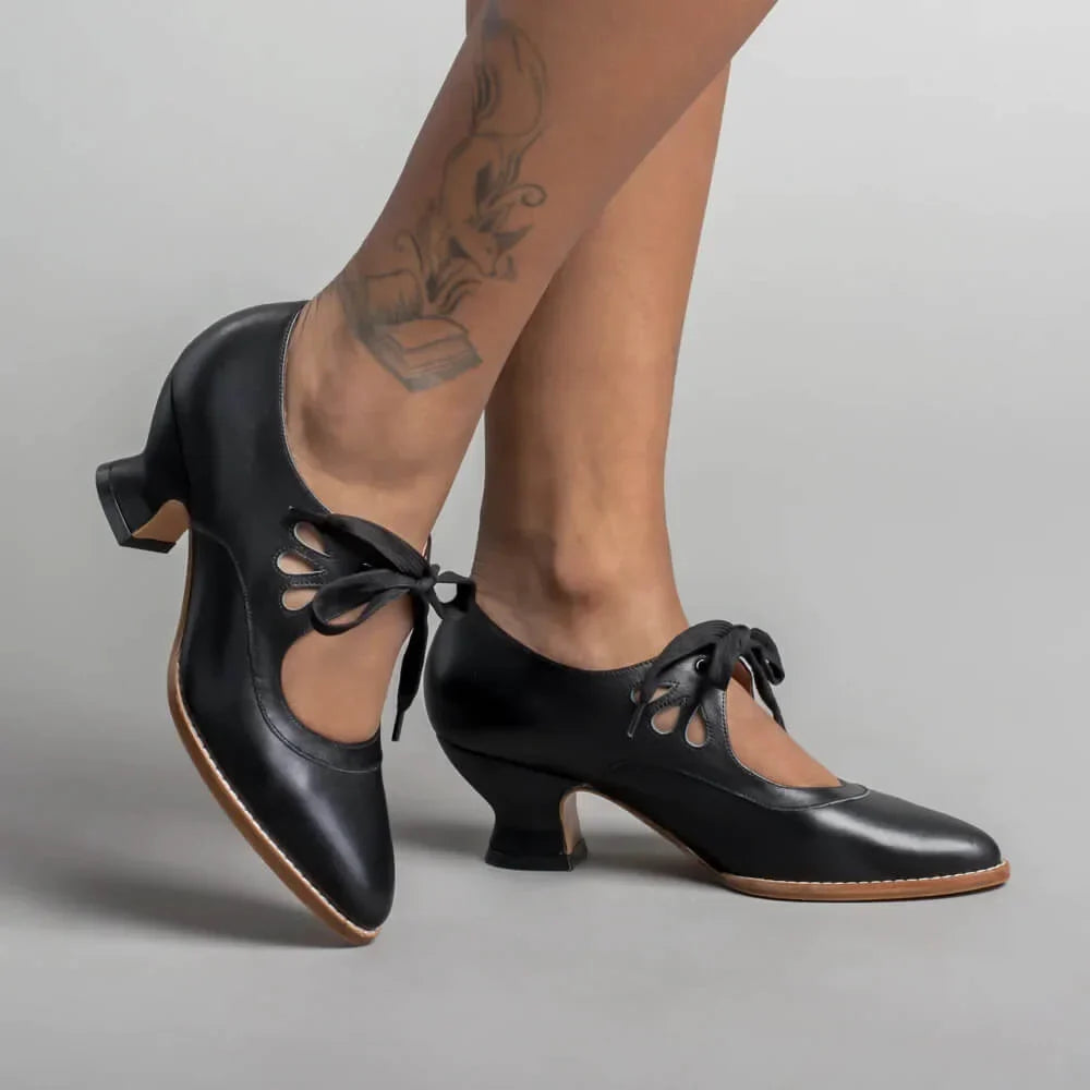 Women's retro leather heels with lace-up cut-out design and flared heel – Black