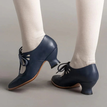 Women's retro leather heels with lace-up cut-out design and flared heel – Blue
