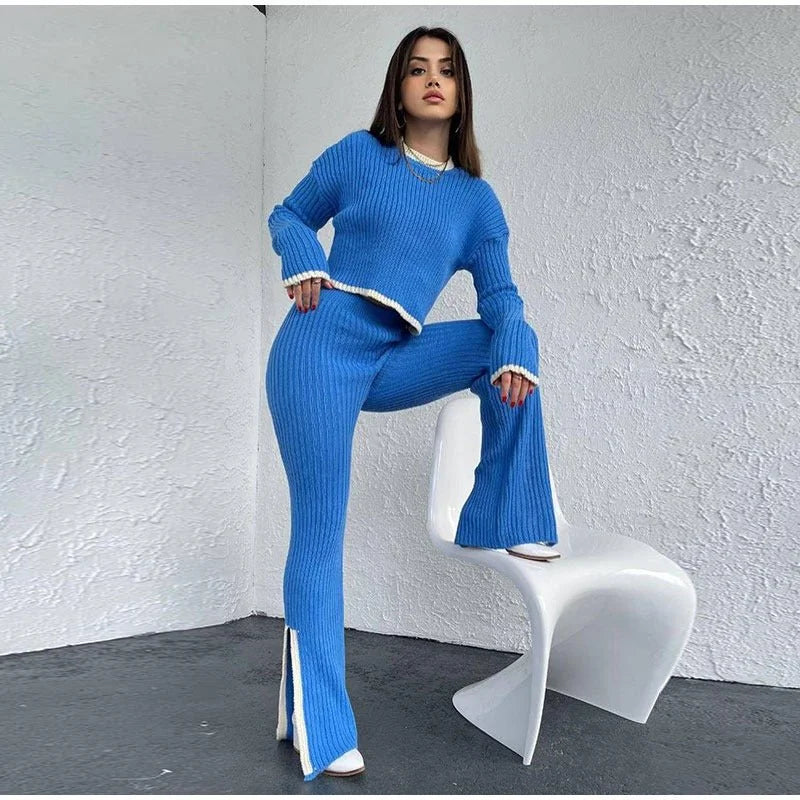 Women's ribbed knit two-piece set with a cropped knit sweater and wide-leg slit trousers – Blue