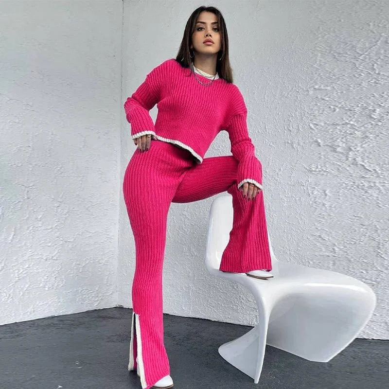 Women's ribbed knit two-piece set with a cropped knit sweater and wide-leg slit trousers – Pink