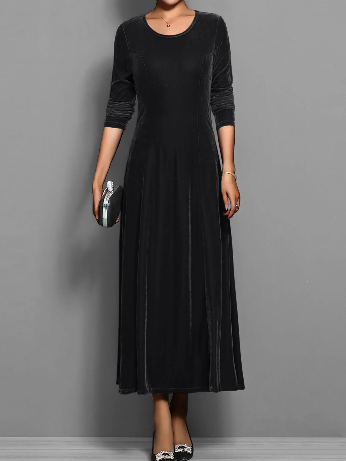 Women's velvet A-line midi dress with long-sleeve round-neck – Black