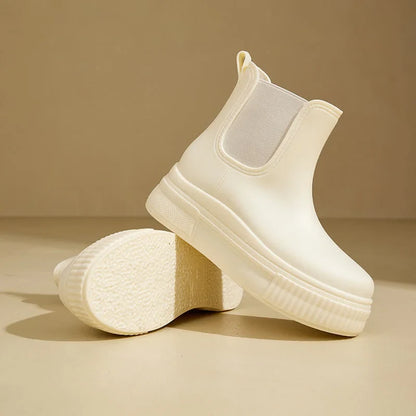 Women's rubber waterproof Chelsea rain boots with chunky platform sole