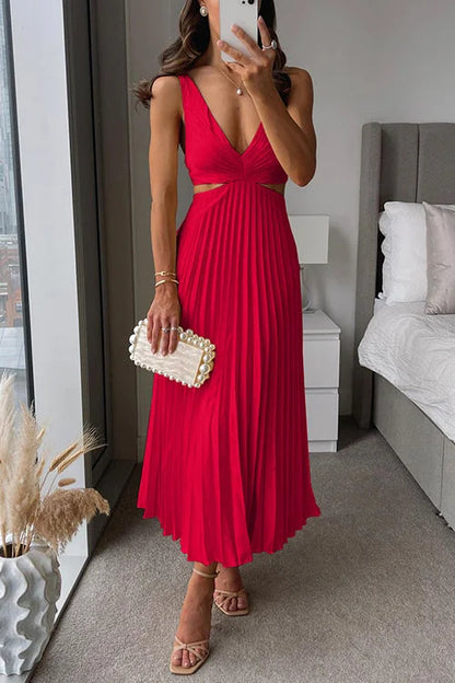 Women's satin pleated maxi dress with V-neck cut-out waist and ruched bust – Red