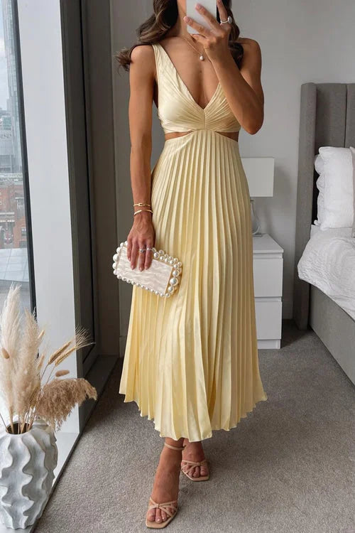 Women's satin pleated maxi dress with V-neck cut-out waist and ruched bust – Yellow
