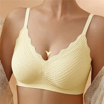 Women's seamless textured wireless bra with V-neck scalloped trim – Yellow