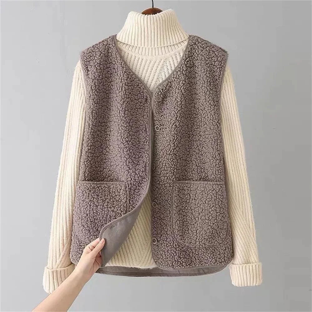 Women's sherpa button-up vest gilet with V-neck – Khaki