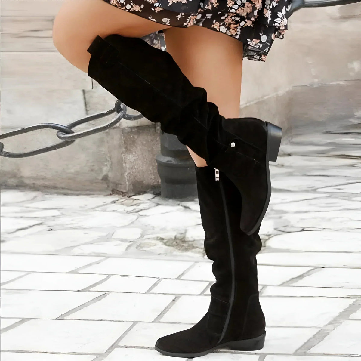 Women's slouchy suede knee-high boots with side zipper and buckle – Black