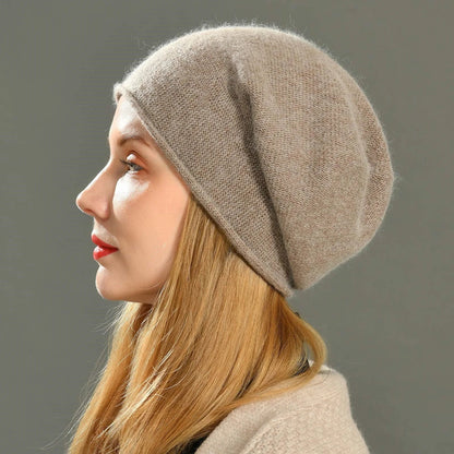 Women's soft casual relaxed-fit knit beanie with slouchy design