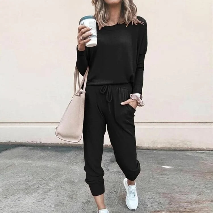 Women's soft knit loungewear set with long-sleeve top and drawstring joggers – Black