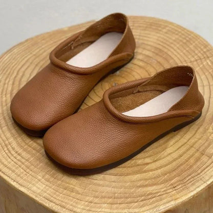 Women's soft leather sandals with low-cut slip-on round-toe