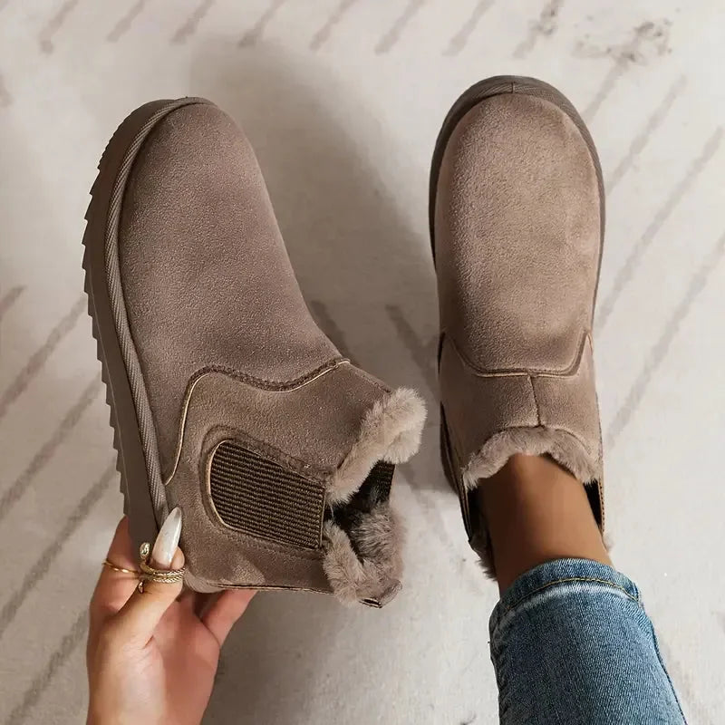 Women's solid short faux-suede boots with faux-fur lining and elastic sides – Brown