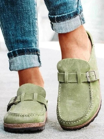 Women's suede comfort clogs with buckled strap and contrast stitching – Sage Green
