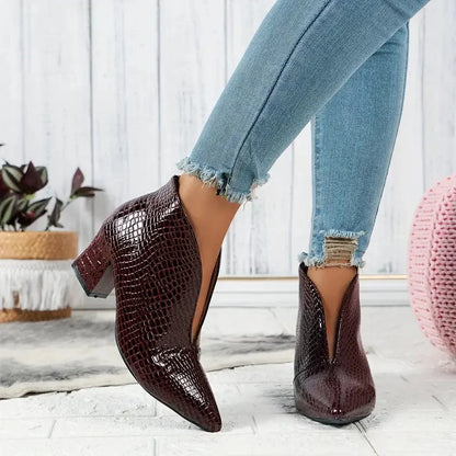 Women's textured ankle boots with V-cut opening and mid block heel